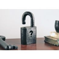 La Verdad - Padlock - Cleared Décor
