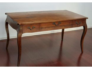 Paris Desk
