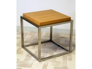 Drake End Table in Natural Oak